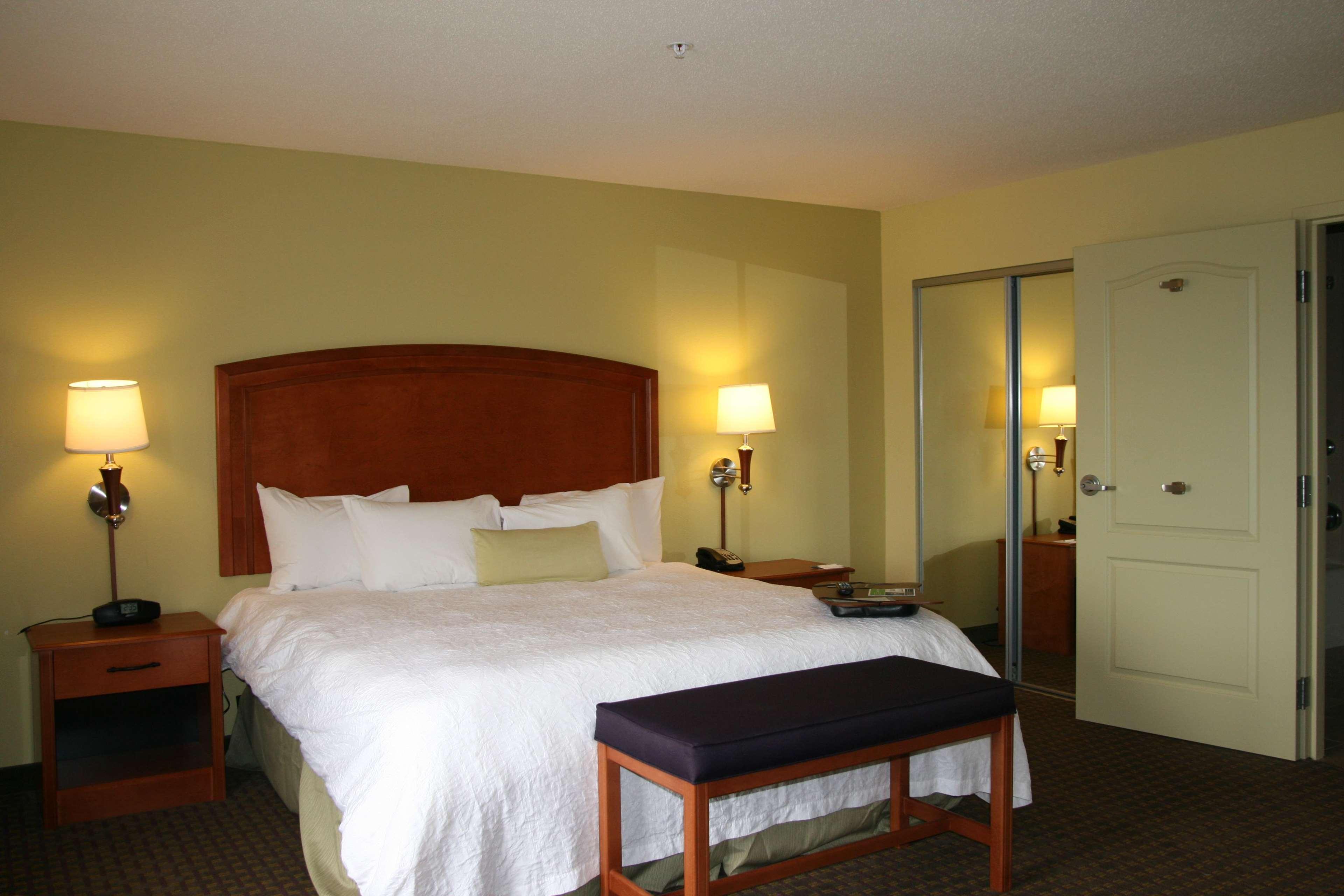 Hampton Inn Macomb Quarto foto